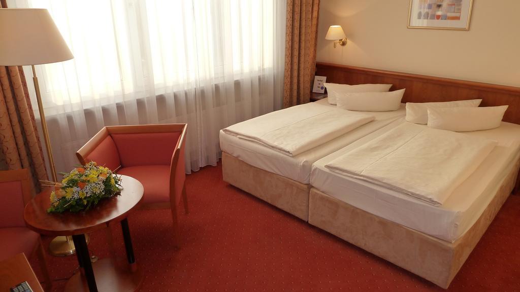 Comfort Hotel Weissensee Berlin Oda fotoğraf