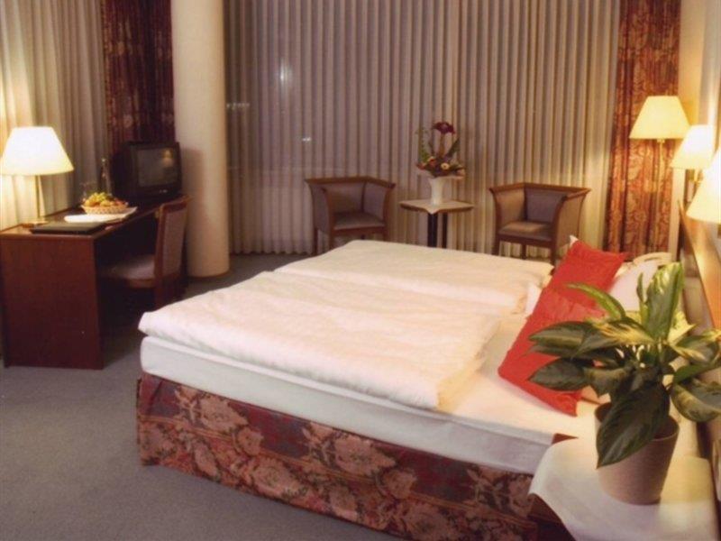 Comfort Hotel Weissensee Berlin Oda fotoğraf